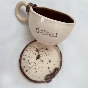 كوب حبوب القهوة