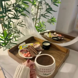 كوب Strong independent عيّوطة